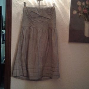 Strapless stripped dress